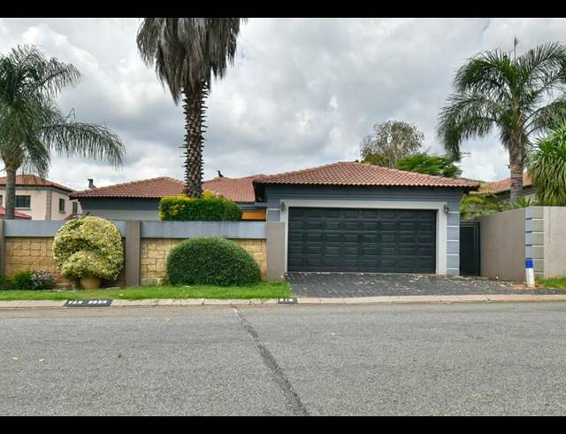 3 BEDROOM HOUSE FOR SALE IN WILLOWBROOK